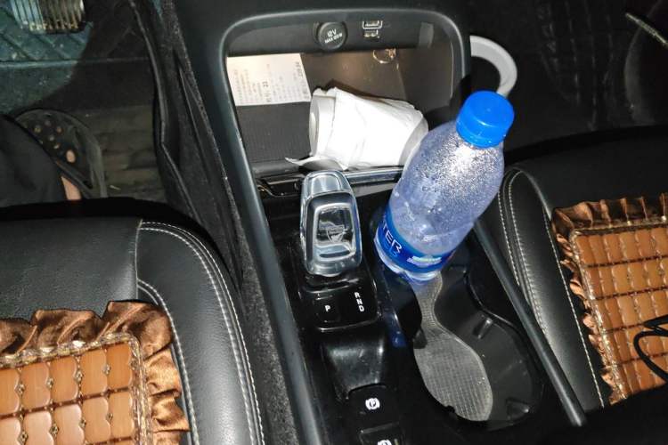 Used Volvo XC40 2021 T4 Four-Wheel Drive Smart Luxury Edition Gear Lever