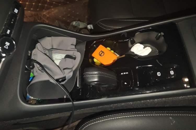 Used Volvo XC40 2021 T3 Zhiyuan Luxury Edition Gear Lever