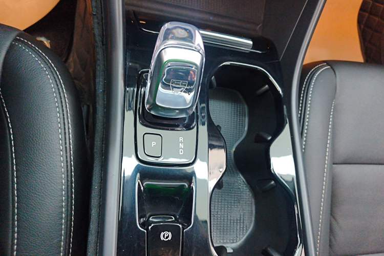 Used Volvo XC40 2021 T4 Four-Wheel Drive Smart Luxury Edition Gear Lever