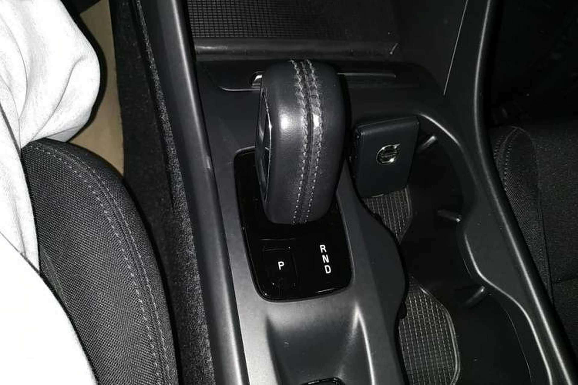 Used Volvo XC40 2021 T3 Smart & Stylish Edition Gear Lever