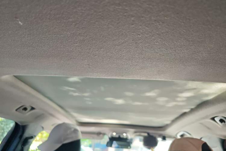 Used Volvo XC40 2021 T4 4x4 SmartDrive Fashion Edition Headliner