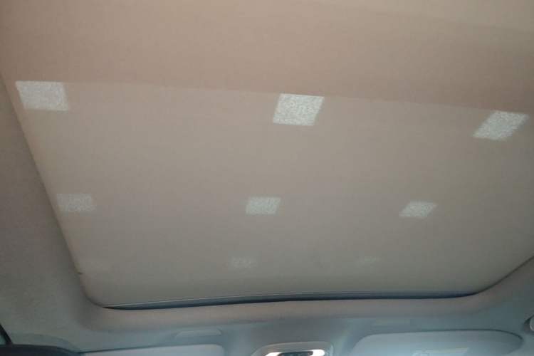 Used Volvo XC40 2021 T4 4x4 SmartDrive Fashion Edition Headliner