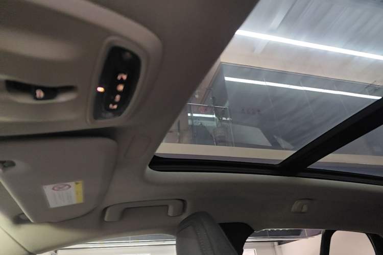 Used Volvo XC40 2021 T3 Smart & Stylish Edition Headliner