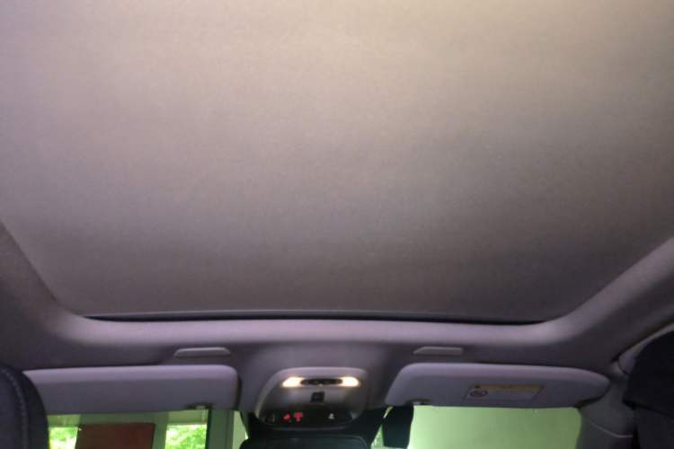 Used Volvo XC40 2021 T4 4x4 SmartDrive Fashion Edition Headliner