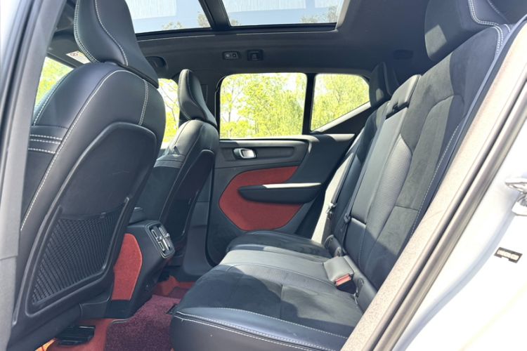 Used Volvo XC40 2021 T4 Four-Wheel Drive Zhiya Sport Edition Interior 2