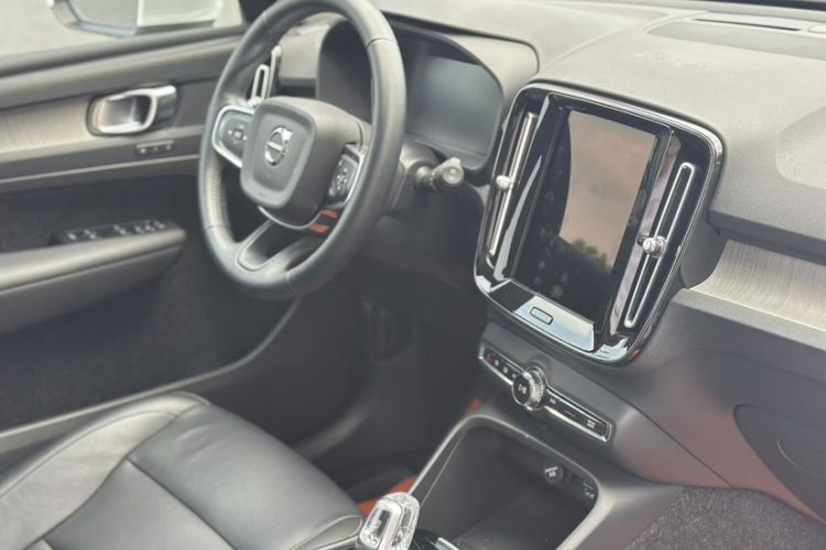 Used Volvo XC40 2021 T4 Four-Wheel Drive Smart Luxury Edition Interior 7