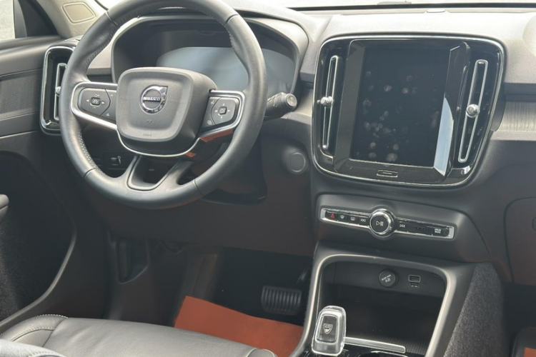 Used Volvo XC40 2021 T4 Four-Wheel Drive Smart Luxury Edition Interior 8