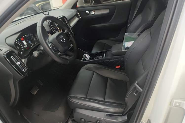 Used Volvo XC40 2021 T4 Four-Wheel Drive Smart Luxury Edition Left Front Seat