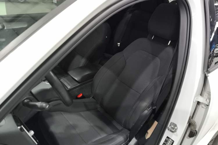 Used Volvo XC40 2021 T3 Smart & Stylish Edition Left Front Seat