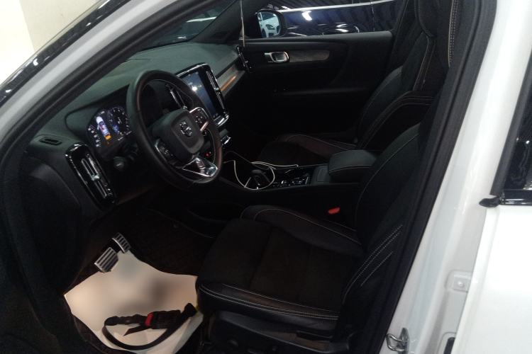 Used Volvo XC40 2021 T4 Four-Wheel Drive Smart & Sporty Edition Left Front Seat