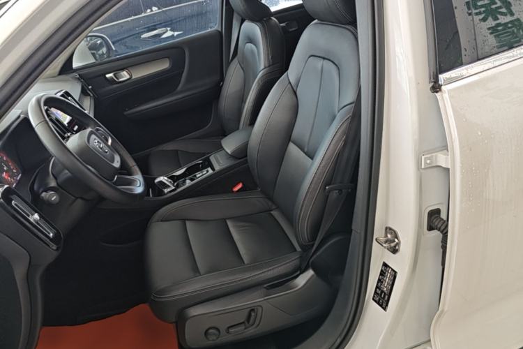 Used Volvo XC40 2021 T4 Four-Wheel Drive Smart Luxury Edition Left Front Seat