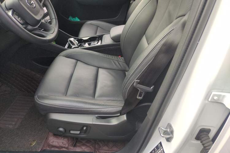 Used Volvo XC40 2021 T4 Four-Wheel Drive Smart Luxury Edition Left Front Seat