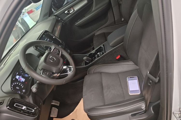 Used Volvo XC40 2021 T4 Four-Wheel Drive Smart & Sporty Edition Left Front Seat