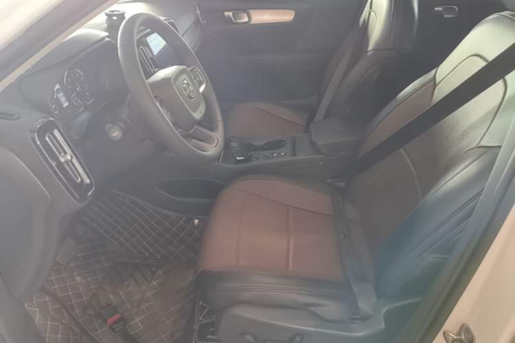 Used Volvo XC40 2021 T3 Smart & Stylish Edition Left Front Seat