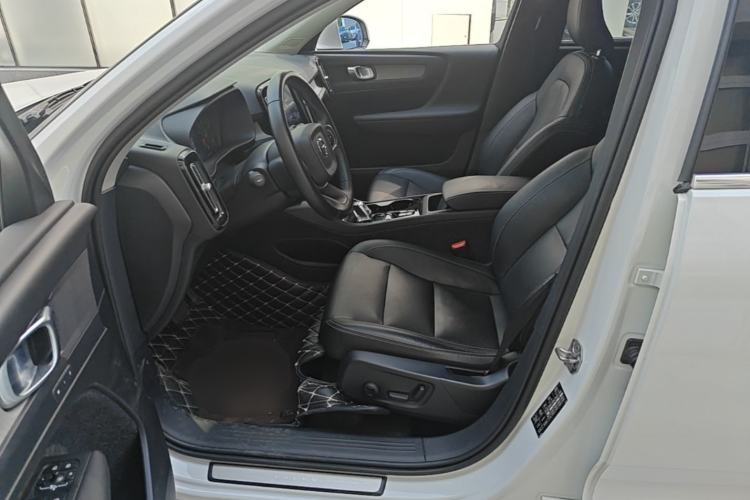 Used Volvo XC40 2021 T4 Four-Wheel Drive Smart Luxury Edition Left Front Seat