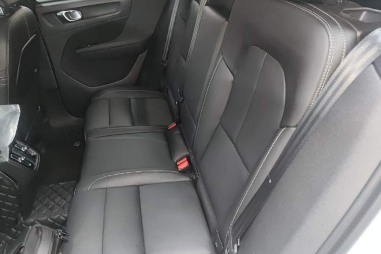 Used Volvo XC40 2021 T4 Four-Wheel Drive Smart Luxury Edition Left Rear Seat