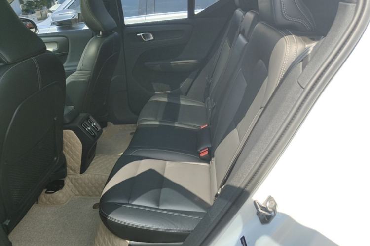 Used Volvo XC40 2021 T4 Four-Wheel Drive Smart Luxury Edition Left Rear Seat