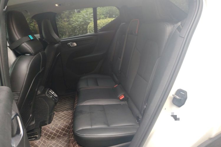 Used Volvo XC40 2021 T4 Four-Wheel Drive Smart Luxury Edition Left Rear Seat