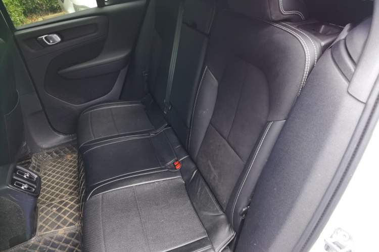 Used Volvo XC40 2021 T4 Four-Wheel Drive Smart & Sporty Edition Left Rear Seat