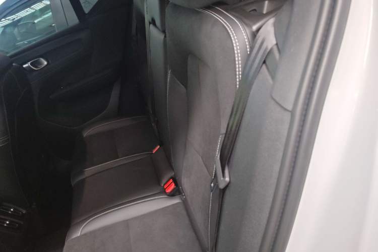 Used Volvo XC40 2021 T4 Four-Wheel Drive Smart & Sporty Edition Left Rear Seat