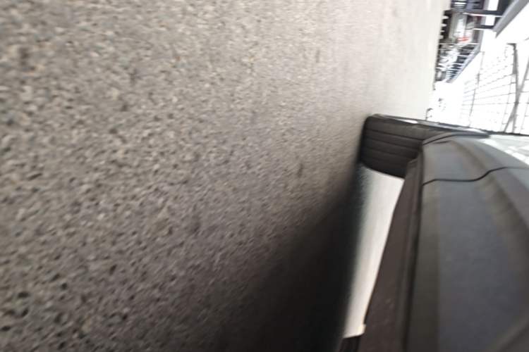 Used Volvo XC40 2021 T4 4x4 SmartDrive Fashion Edition Left Side Sill