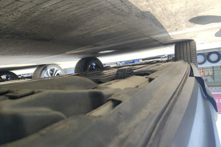 Used Volvo XC40 2021 T4 Four-Wheel Drive Smart Luxury Edition Left Side Sill