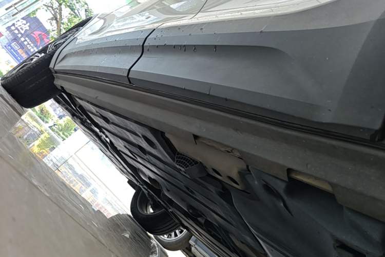 Used Volvo XC40 2021 T4 Four-Wheel Drive Smart Luxury Edition Left Side Sill