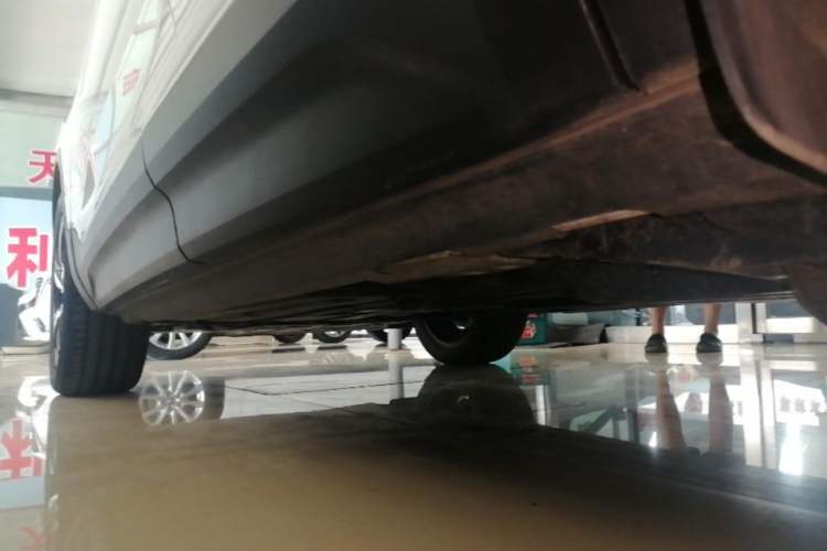 Used Volvo XC40 2021 T4 Four-Wheel Drive Smart & Sporty Edition Left Side Sill