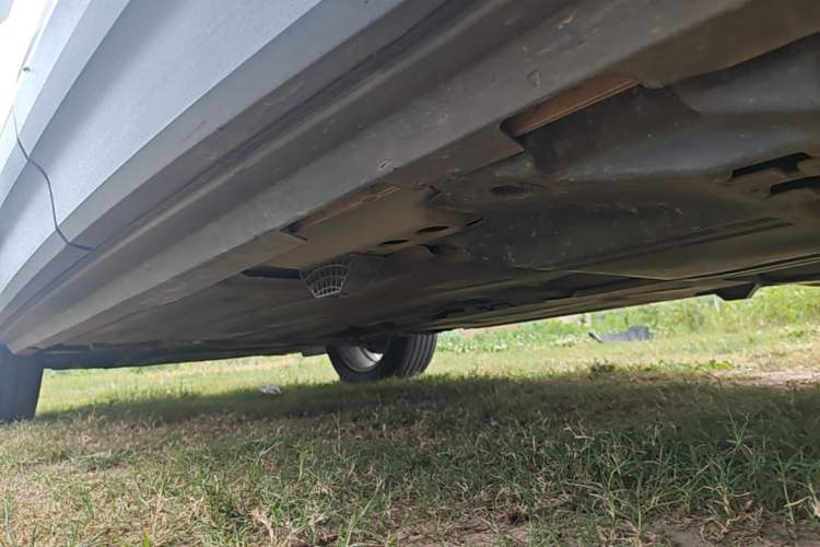 Used Volvo XC40 2021 T4 4x4 SmartDrive Fashion Edition Left Side Sill