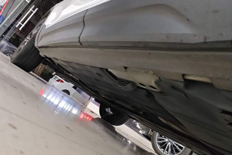 Used Volvo XC40 2021 T4 Four-Wheel Drive Smart Luxury Edition Left Side Sill