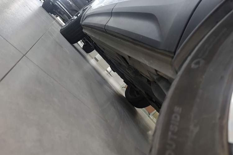 Used Volvo XC40 2021 T4 Four-Wheel Drive Smart Luxury Edition Left Side Sill