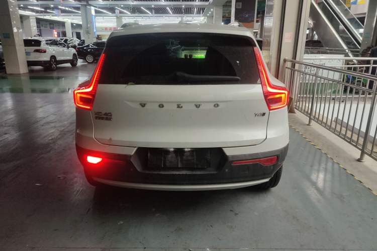 Used Volvo XC40 2021 T4 Four-Wheel Drive Smart Luxury Edition Rear