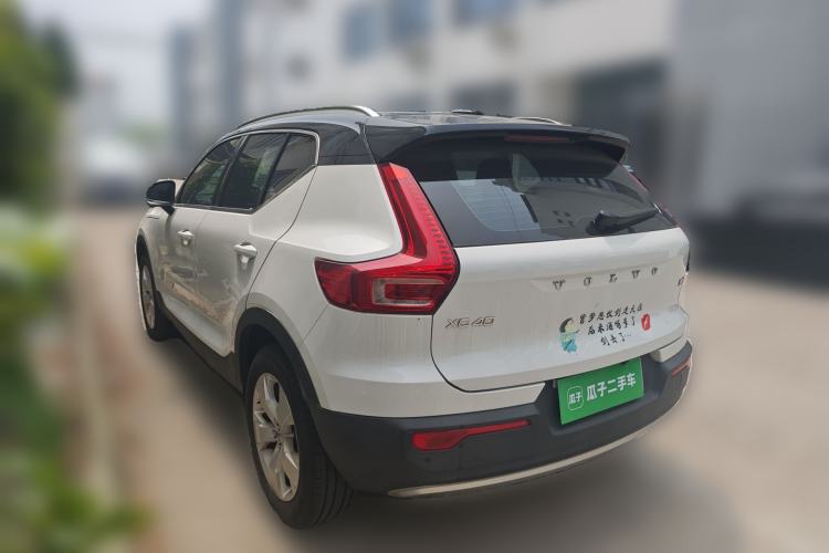 Used Volvo XC40 2021 T4 Four-Wheel Drive Smart Luxury Edition Rear Left 45 Deg