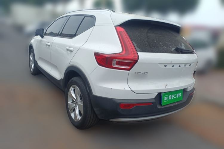 Used Volvo XC40 2021 T4 4x4 SmartDrive Fashion Edition Rear Left 45 Deg