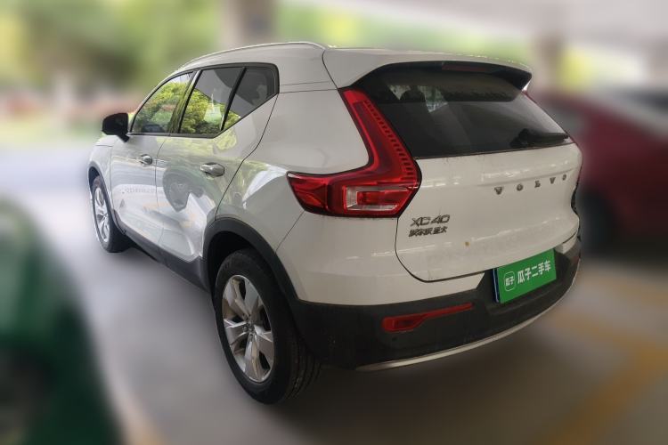 Used Volvo XC40 2021 T3 Smart & Stylish Edition Rear Left 45 Deg