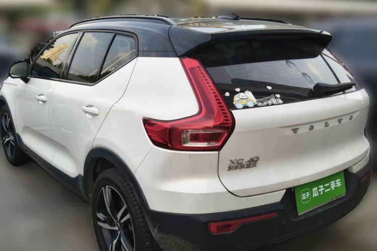 Used Volvo XC40 2021 T4 Four-Wheel Drive Smart & Sporty Edition Rear Left 45 Deg
