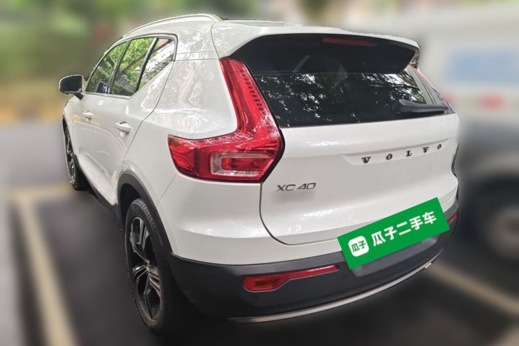 Used Volvo XC40 2021 T4 Four-Wheel Drive Smart Luxury Edition Rear Left 45 Deg