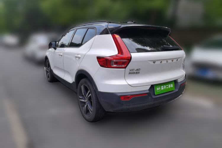 Used Volvo XC40 2021 T4 Four-Wheel Drive Smart & Sporty Edition Rear Left 45 Deg