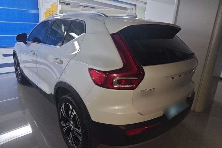 Used Volvo XC40 2021 T4 Four-Wheel Drive Smart Luxury Edition Rear Left 45 Deg