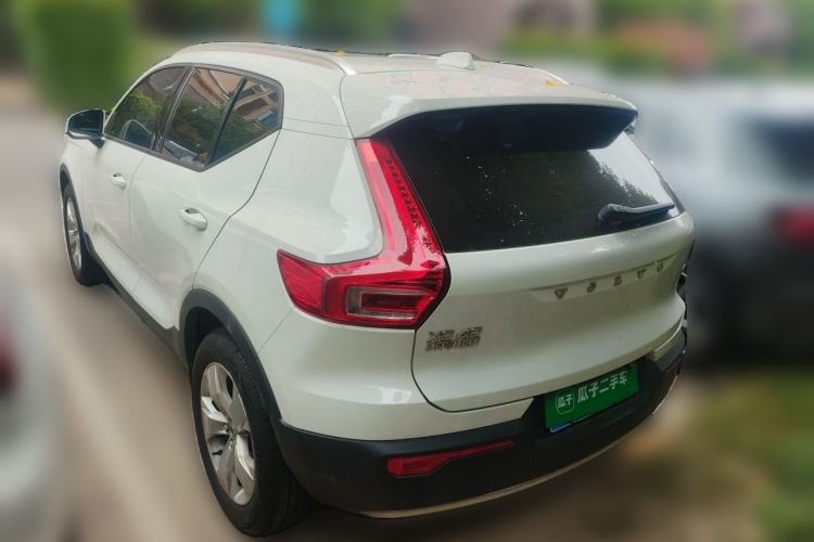 Used Volvo XC40 2021 T3 Smart & Stylish Edition Rear Left 45 Deg