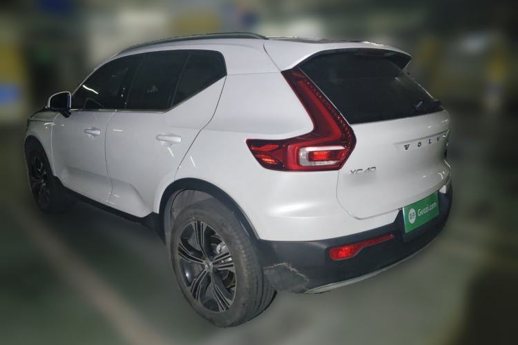 Used Volvo XC40 2021 T4 Four-Wheel Drive Smart Luxury Edition Rear Left 45 Deg