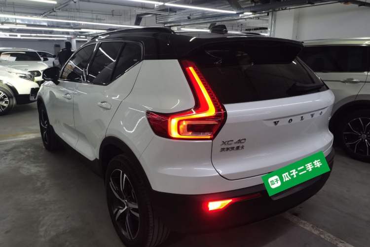 Used Volvo XC40 2021 T4 Four-Wheel Drive Smart & Sporty Edition Rear Left 45 Deg