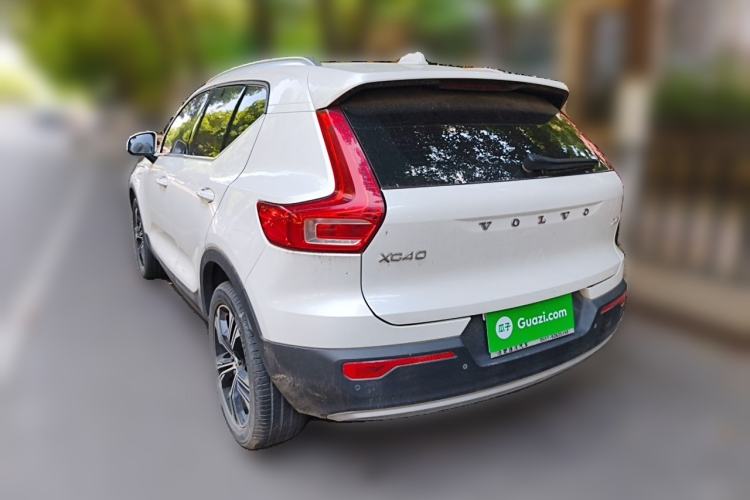 Used Volvo XC40 2021 T4 Four-Wheel Drive Smart Luxury Edition Rear Left 45 Deg