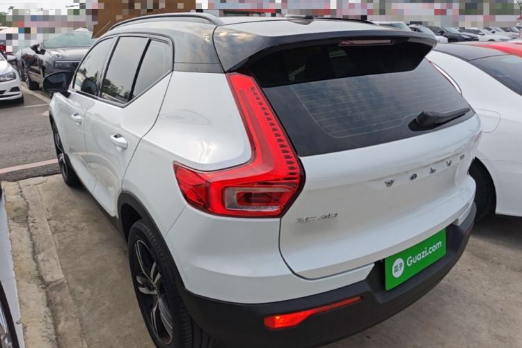 Used Volvo XC40 2021 T4 Four-Wheel Drive Smart & Sporty Edition Rear Left 45 Deg