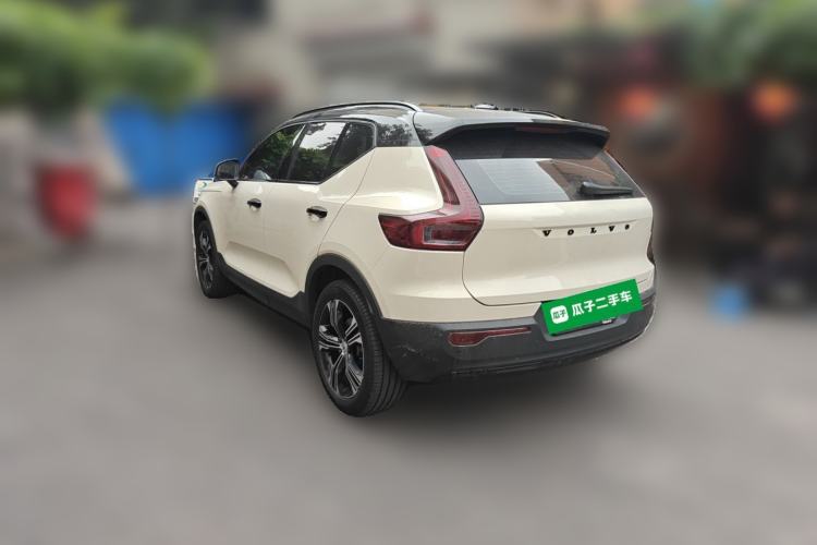 Used Volvo XC40 2021 T4 Four-Wheel Drive Smart Luxury Edition Rear Left 45 Deg