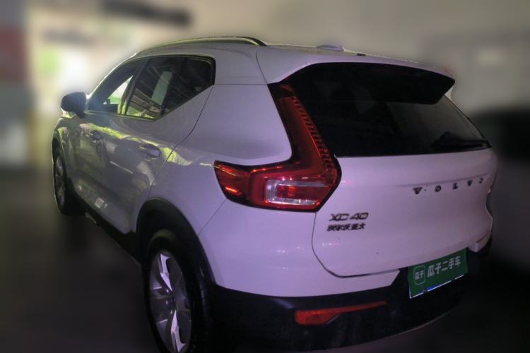 Used Volvo XC40 2021 T4 4x4 SmartDrive Fashion Edition Rear Left 45 Deg