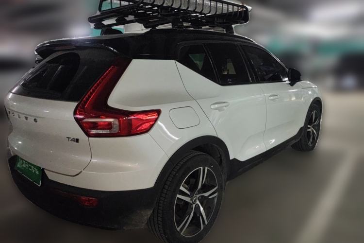Used Volvo XC40 2021 T4 Four-Wheel Drive Smart & Sporty Edition Rear Right 45 Deg