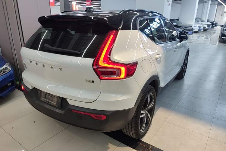 Used Volvo XC40 2021 T4 Four-Wheel Drive Zhiya Sport Edition Rear Right 45 Deg