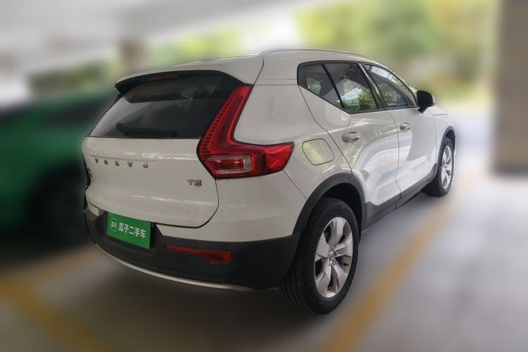Used Volvo XC40 2021 T3 Smart & Stylish Edition Rear Right 45 Deg