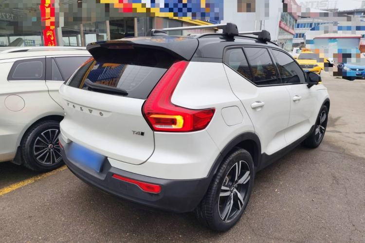 Used Volvo XC40 2021 T4 Four-Wheel Drive Smart & Sporty Edition Rear Right 45 Deg